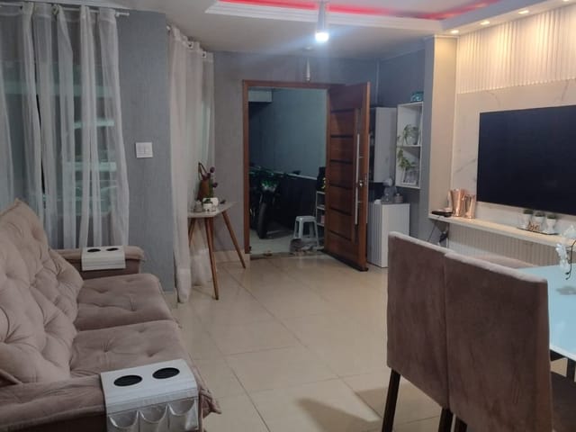 Casa com 162m² 3 quartos e 1 banheiro, à venda, no bairro Parque Novo Jockey em Campos dos Goytacazes