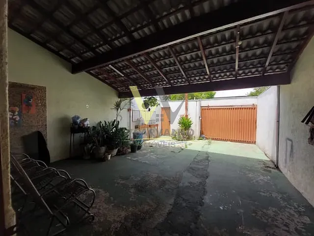 Casa com 180m² 2 quartos e 1 banheiro, à venda, no bairro Parque São João em Anápolis