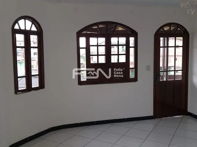 Casa 2 quartos e 1 banheiro, para alugar, no bairro Dois de Julho em Camaçari