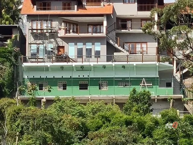 Casa com 998m² 7 quartos e 1 banheiro, à venda, no bairro Centro em Petrópolis