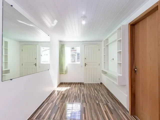 Casa com 130m² 4 quartos e 2 banheiros, à venda, no bairro Cidade Industrial em Curitiba