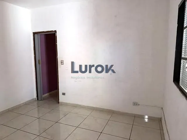 Casa com 45m² 1 quarto e 1 banheiro, para alugar, no bairro Jardim Bom Retiro em Valinhos