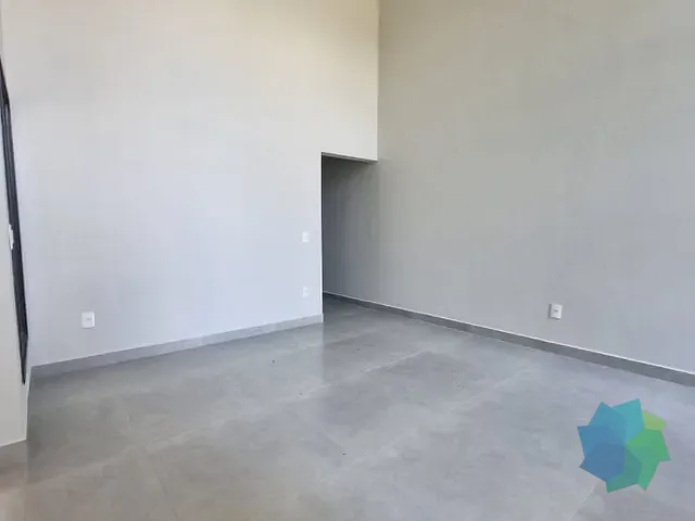 Casa com 175m² 3 quartos e 2 banheiros, à venda, no bairro Loteamento Terras de São Pedro e São Paulo em Salto