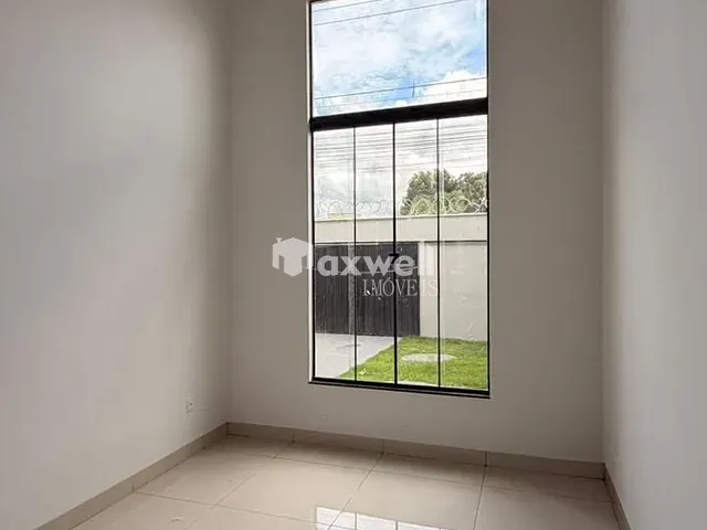 Casa com 180m² 2 quartos e 2 banheiros, à venda, no bairro Jardim Miramar em Aparecida de Goiânia
