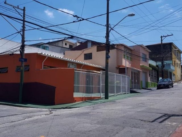 Casa com 258m² 3 quartos e 2 banheiros, à venda, no bairro Vila Nhocuné em São Paulo