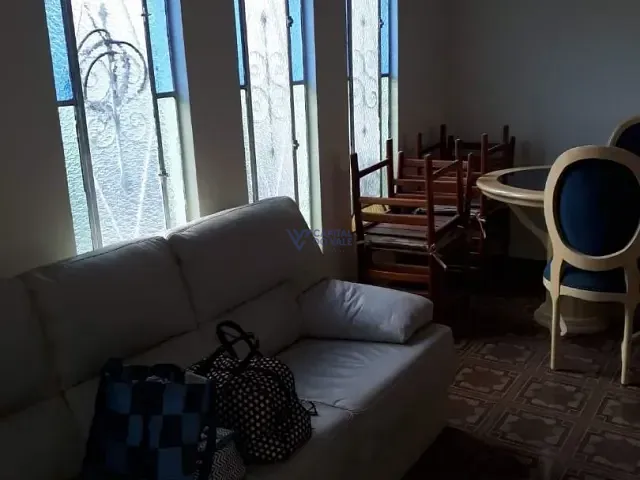 Casa com 215m² 2 quartos e 1 banheiro, à venda, no bairro Conjunto Residencial Trinta e Um de Março em São José dos Campos