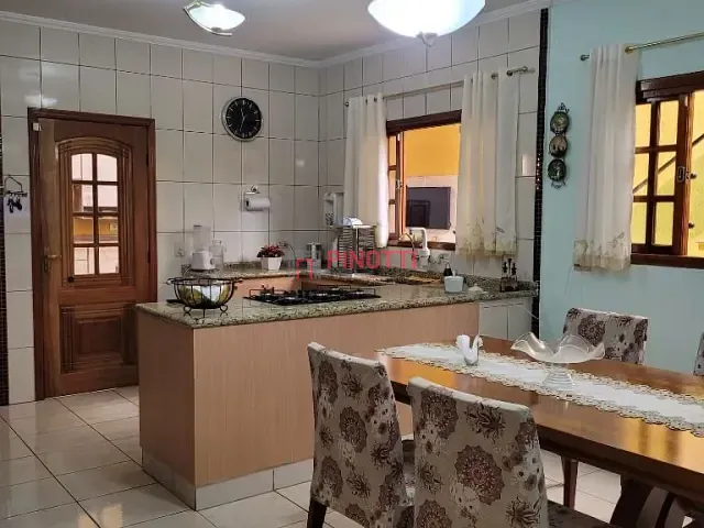 Casa 3 quartos e 2 banheiros, à venda, no bairro Centro em São Bernardo do Campo