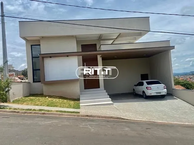 Casa com 300m² 4 quartos e 3 banheiros, à venda, no bairro Residencial Vivenda das Pitangueiras em Valinhos