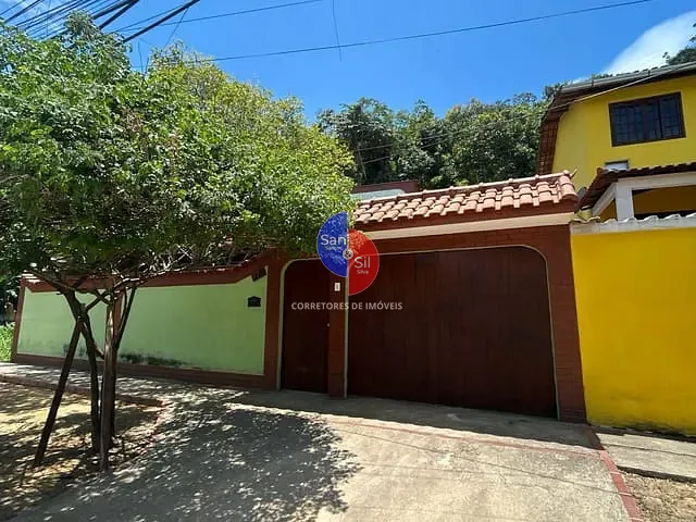 Casa com 360m² 2 quartos e 2 banheiros, à venda, no bairro Jardim da Paz (Praia de Mauá) em Magé