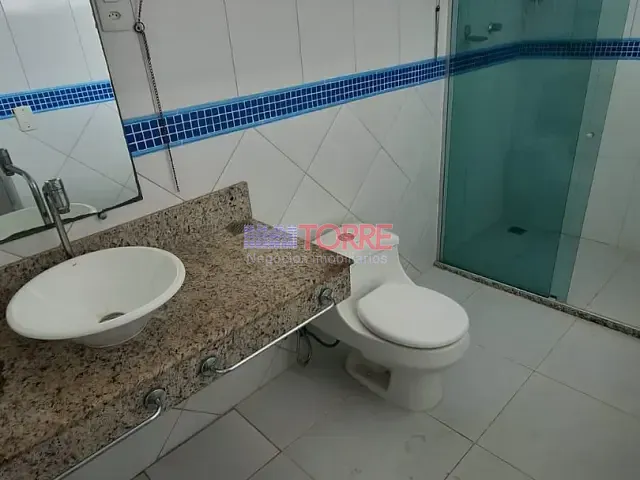 Casa 4 quartos e 2 banheiros, à venda, no bairro São Francisco em Ilhéus