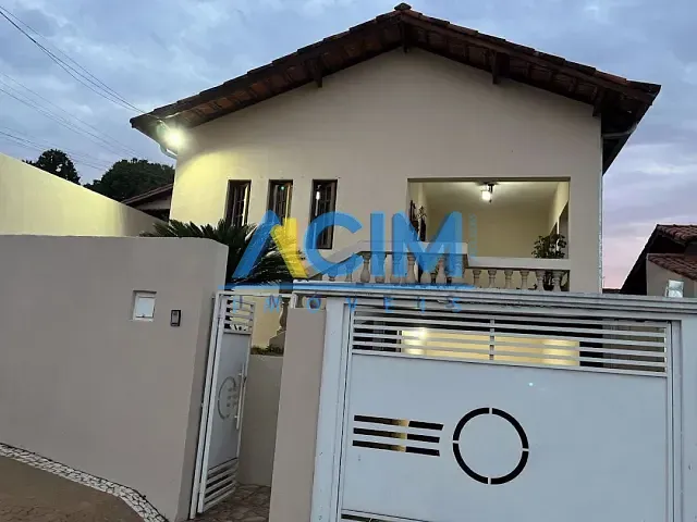 Casa 3 quartos e 1 banheiro, à venda, no bairro Nova Jaguariúna em Jaguariúna