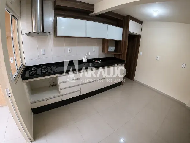Casa com 200m² 2 quartos e 1 banheiro, à venda, no bairro Santa Regina em Itajaí