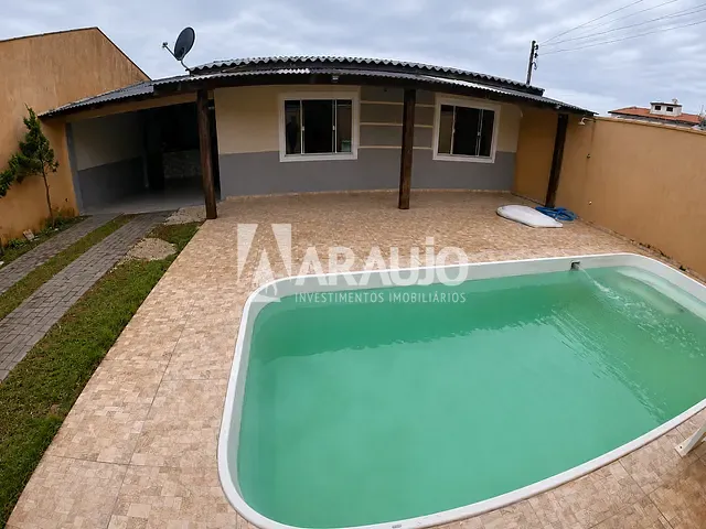 Casa com 200m² 2 quartos e 1 banheiro, à venda, no bairro Santa Regina em Itajaí