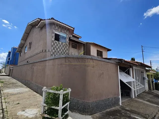 Casa com 152m² 4 quartos e 3 banheiros, à venda, no bairro San Marino em Piracaia