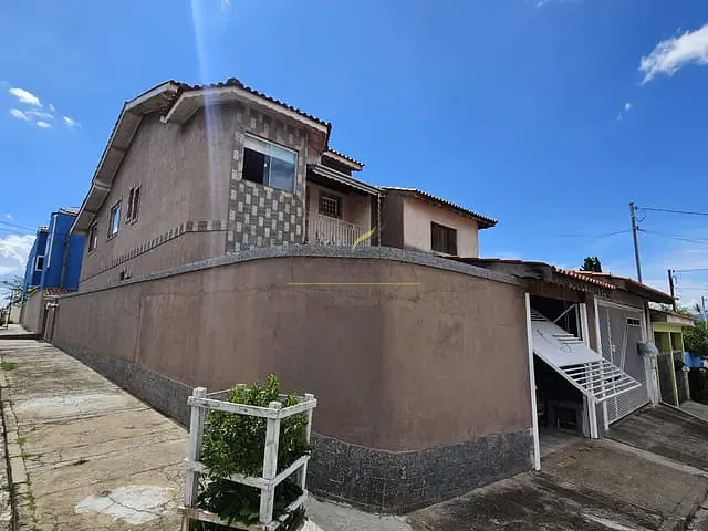Casa com 152m² 4 quartos e 3 banheiros, à venda, no bairro Parque San Marino em Piracaia