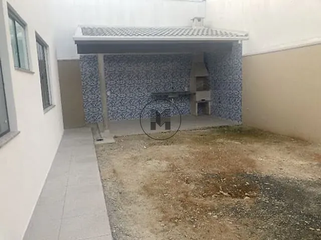 Casa com 300m² 3 quartos e 1 banheiro, à venda, no bairro Portal das Colinas em Guaratinguetá