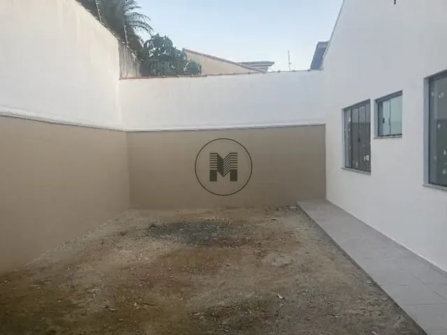 Casa com 300m² 3 quartos e 1 banheiro, à venda, no bairro Portal das Colinas em Guaratinguetá