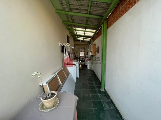 Casa com 279m², à venda, no bairro Vila Rica em Pindamonhangaba