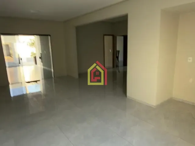 Casa 3 quartos e 3 banheiros, à venda, no bairro Cidade Nova em Marabá