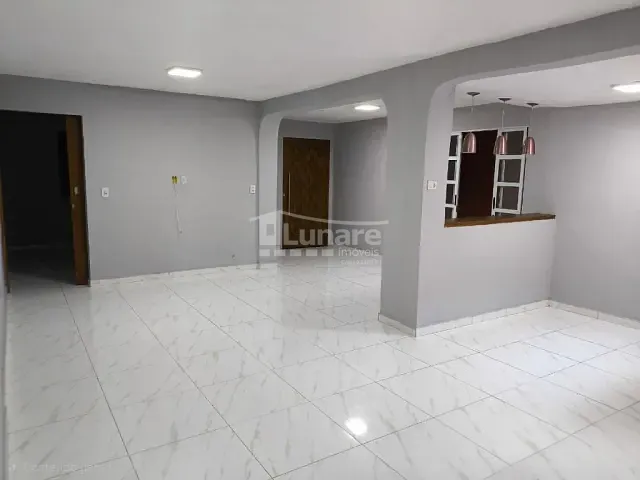 Casa com 153m² 3 quartos e 2 banheiros, à venda, no bairro Conjunto Habitacional Antônio Bovolenta em Mogi das Cruzes