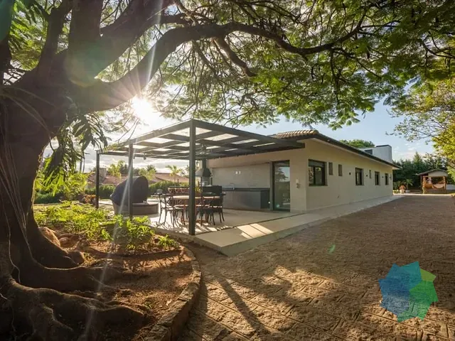Casa com 2880m² 4 quartos e 5 banheiros, à venda, no bairro Chácaras Videiras de Itaici em Indaiatuba