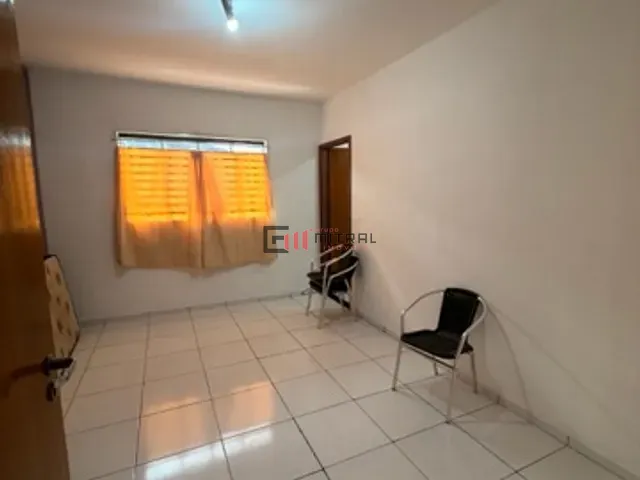 Casa para alugar, no bairro Bandeirantes em Londrina
