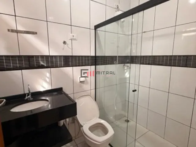 Casa para alugar, no bairro Bandeirantes em Londrina