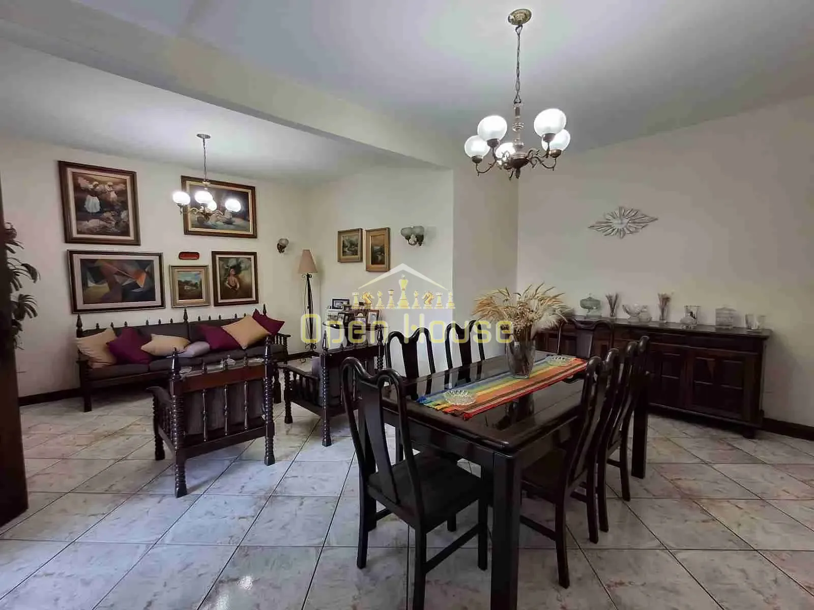 Casa, 4 quartos, 216 m² - Foto 1