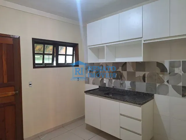 Casa 2 quartos e 1 banheiro, à venda ou para alugar, no bairro Marquês em Maricá