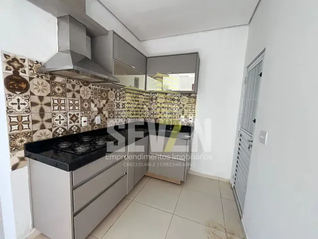 Casa com 200m² 1 quarto e 1 banheiro, à venda, no bairro Jardim Nicéia em Bauru