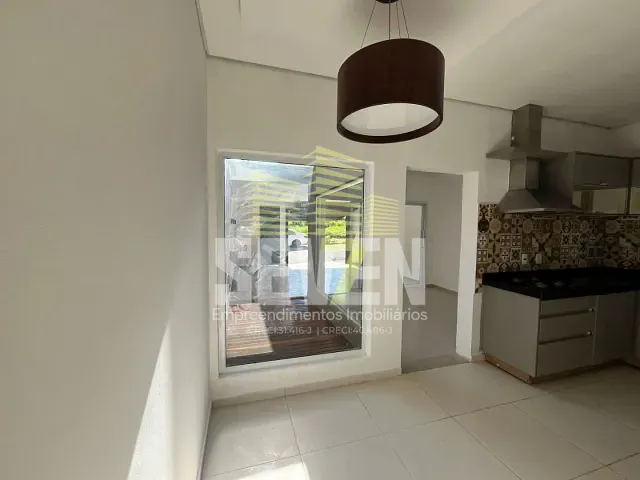 Casa com 200m² 1 quarto e 1 banheiro, à venda, no bairro Jardim Nicéia em Bauru