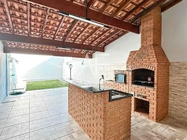Casa com 190m² 2 quartos e 2 banheiros, à venda, no bairro Vila Nossa Senhora da Guia em Tremembé
