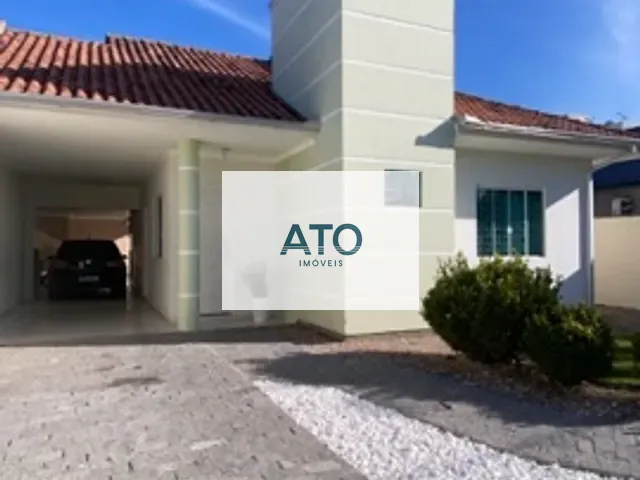 Casa 3 quartos e 1 banheiro, à venda, no bairro Universitário em Tijucas