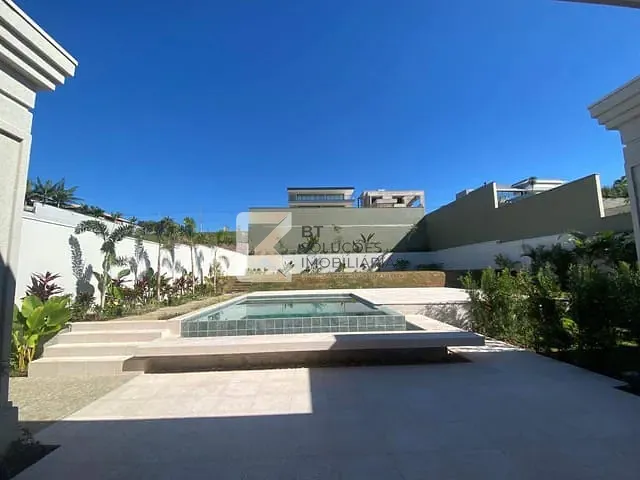 Casa com 1200m² 4 quartos e 4 banheiros, à venda, no bairro Parque Residencial Indaiá em Indaiatuba