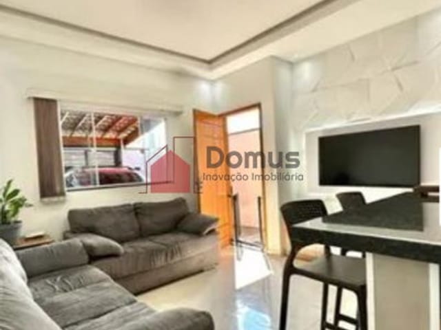 Casa com 125m², à venda, no bairro Parque das Palmeiras em Pindamonhangaba