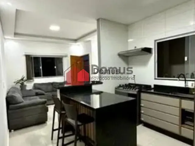 Casa com 125m², à venda, no bairro Parque das Palmeiras em Pindamonhangaba