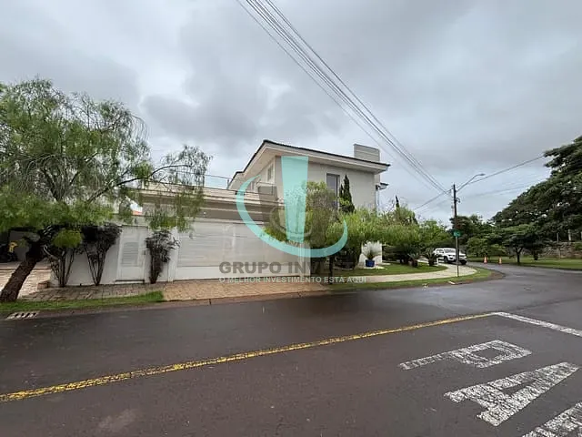 Sobrado com 416m² 3 quartos e 5 banheiros, à venda, no bairro PARQUE RESIDENCIAL DAMHA em ARARAQUARA