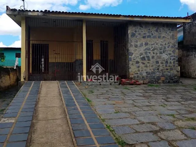 Casa com 480m² 4 quartos e 3 banheiros, à venda, no bairro Santo Antônio em Campina Grande