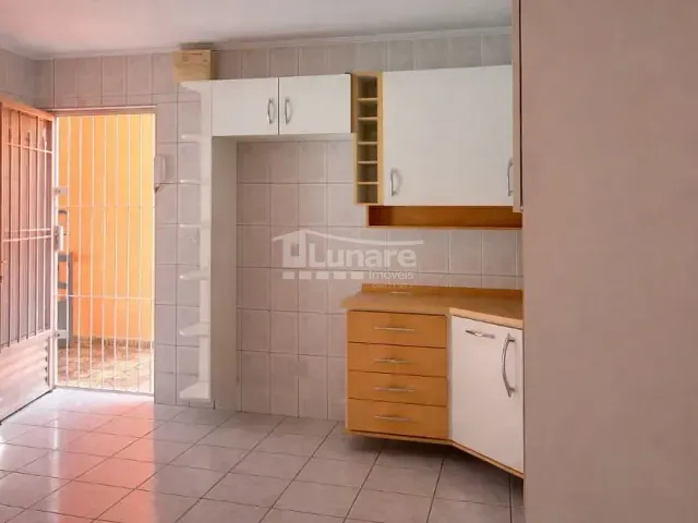 Casa com 250m² 2 quartos e 2 banheiros, à venda, no bairro Lambari em Guararema