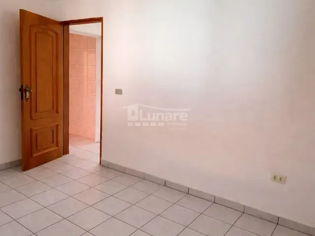 Casa com 250m² 2 quartos e 2 banheiros, à venda, no bairro Lambari em Guararema