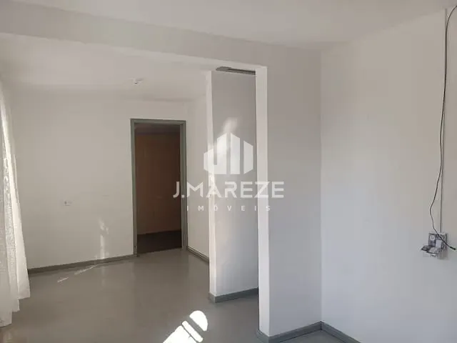 Casa 2 quartos e 2 banheiros, à venda ou para alugar, no bairro Núcleo Habitacional Papa João Paulo I em Apucarana