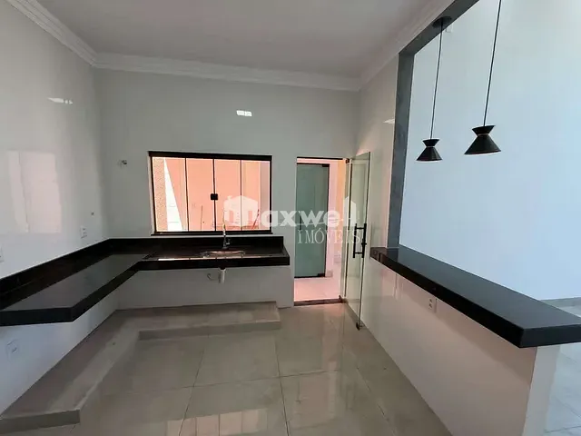 Casa com 180m² 3 quartos e 3 banheiros, à venda, no bairro Papillon Park em Aparecida de Goiânia