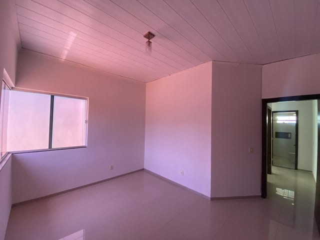 Casa com 320m² 2 quartos e 1 banheiro, à venda, no bairro Jardim Paraíso em Sinop