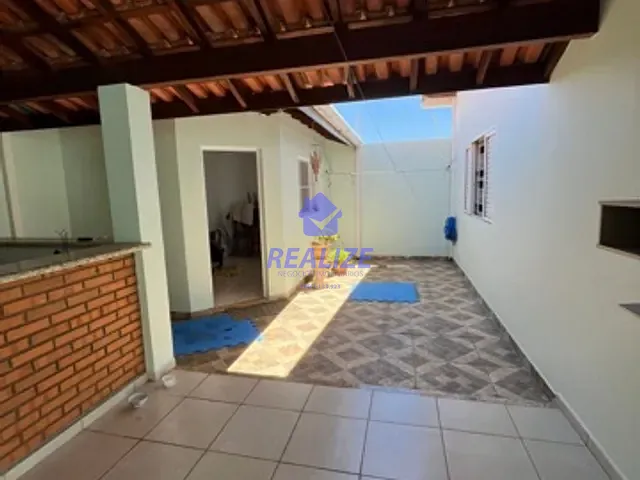 Casa 3 quartos e 2 banheiros, à venda, no bairro Jardim Regina em Botucatu