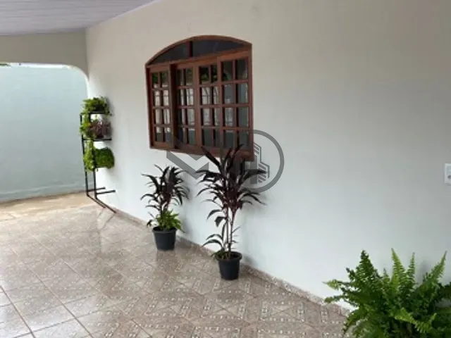 Casa com 340m² 3 quartos e 2 banheiros, à venda, no bairro Morada da Serra em Cuiabá