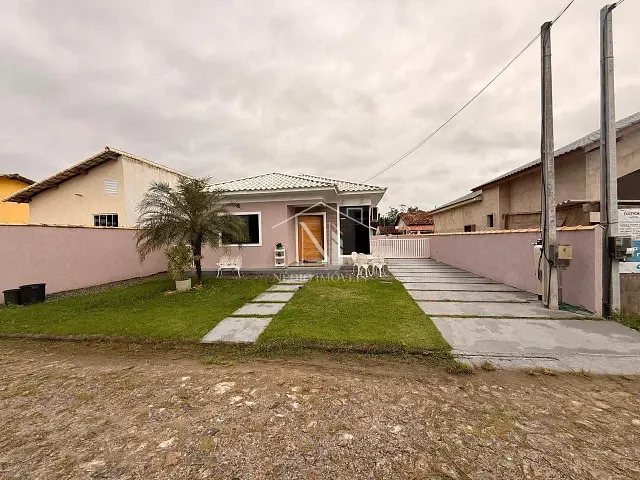 Casa 3 quartos e 2 banheiros, à venda ou para alugar, no bairro Caxito em Maricá