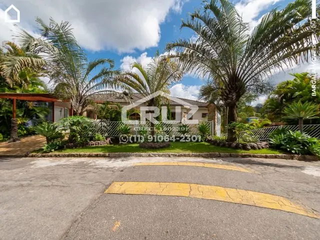 Casa com 1600m² 7 quartos e 4 banheiros, à venda ou para alugar, no bairro Alpes de Caieiras em Caieiras