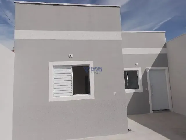 Casa com 175m² 3 quartos e 2 banheiros, à venda, no bairro Recanto dos Eucaliptos em São José dos Campos