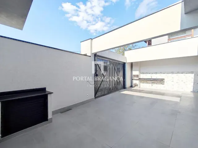 Casa 3 quartos e 2 banheiros, à venda, no bairro Residencial Piemonte em Bragança Paulista