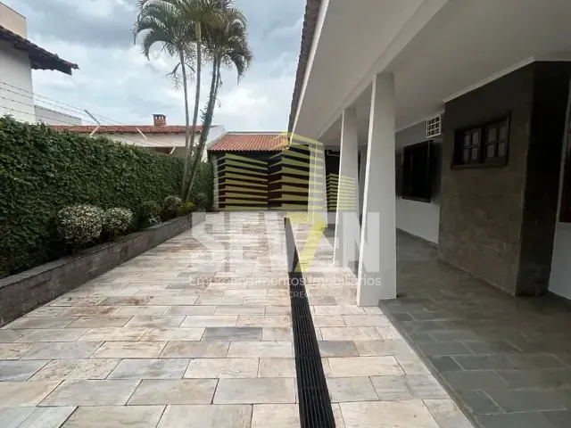 Casa com 508m² 3 quartos e 5 banheiros, à venda, no bairro Jardim América em Bauru